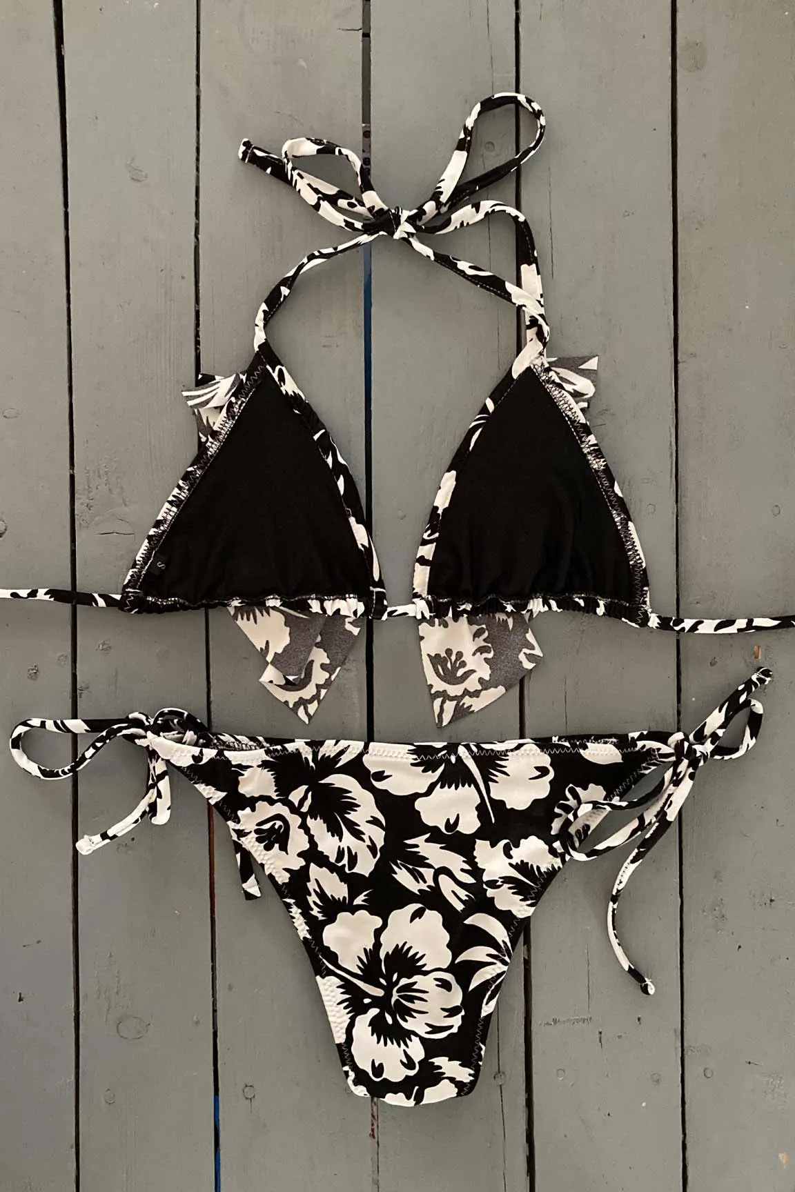 Black and White Triangle Bikini Top w/Ruffle Accent