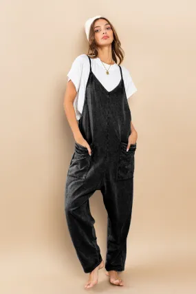 Mineral Wash Terry Harem in Black
