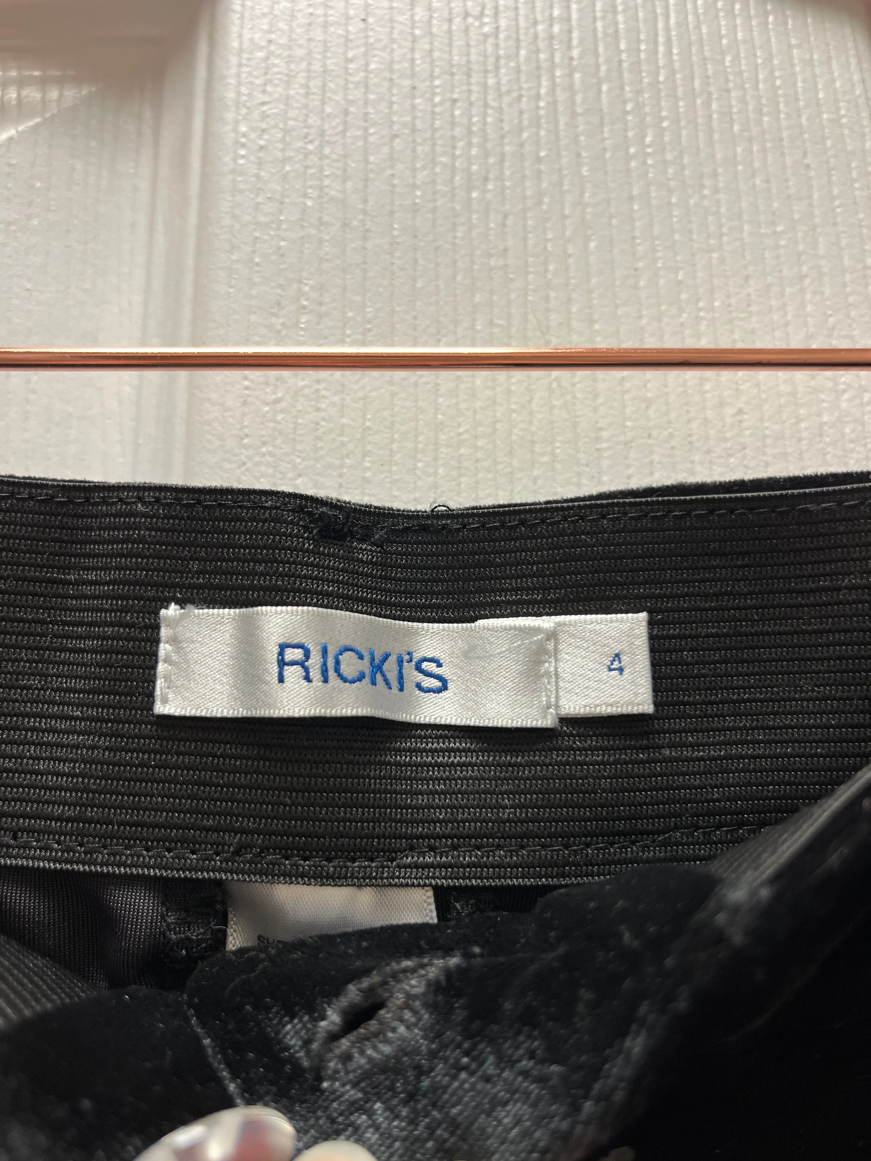 Ricki’s Black Velvet Pants Sz 4