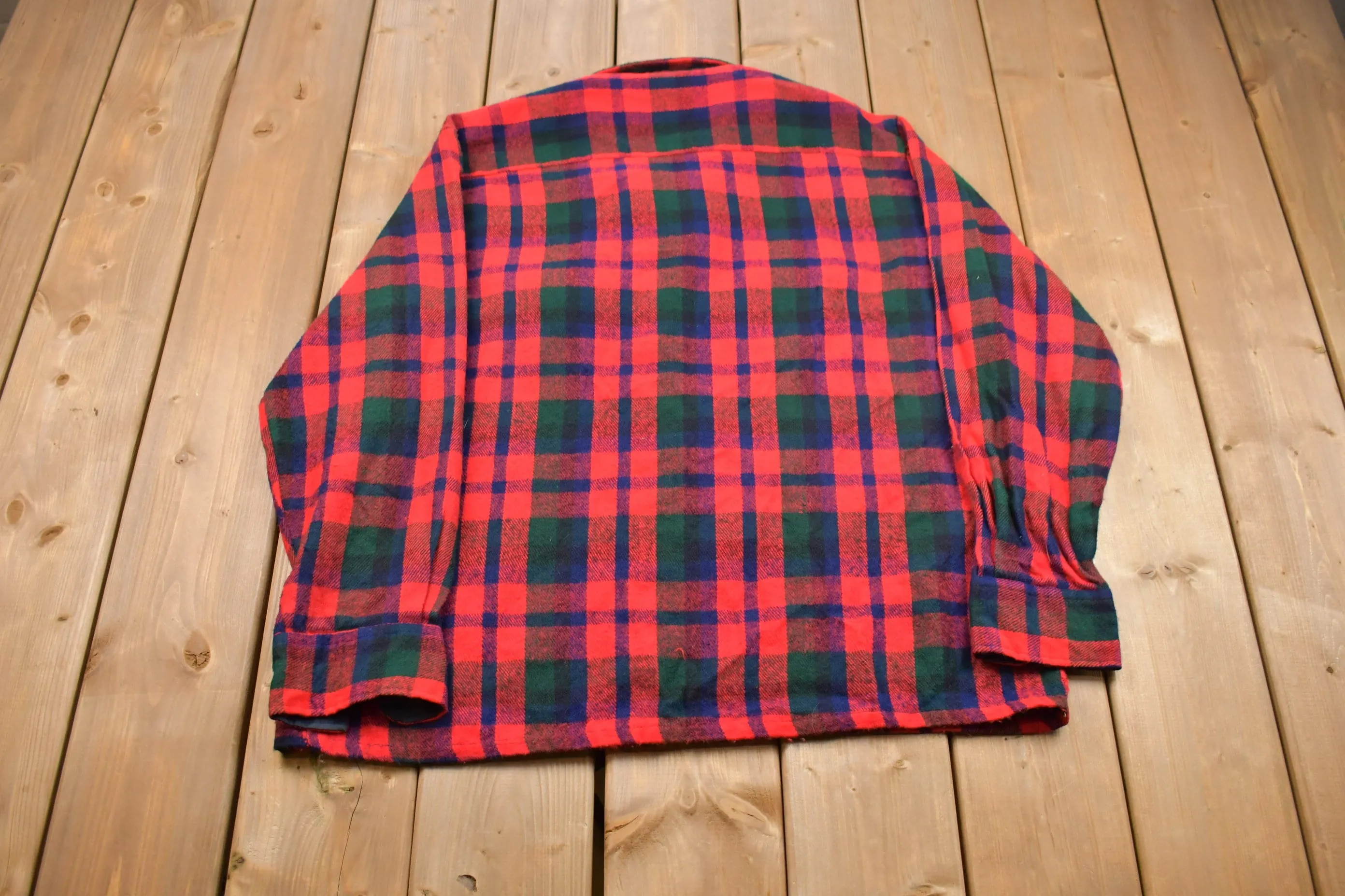 Vintage 1990s Woodland Lined Plaid Button Up Shirt