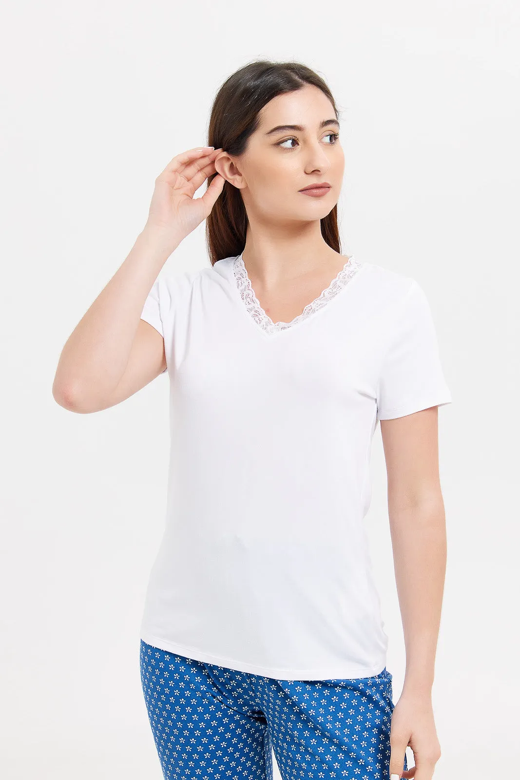 Women White And Blue Short Sleeves Pyjama Set (2Piece)